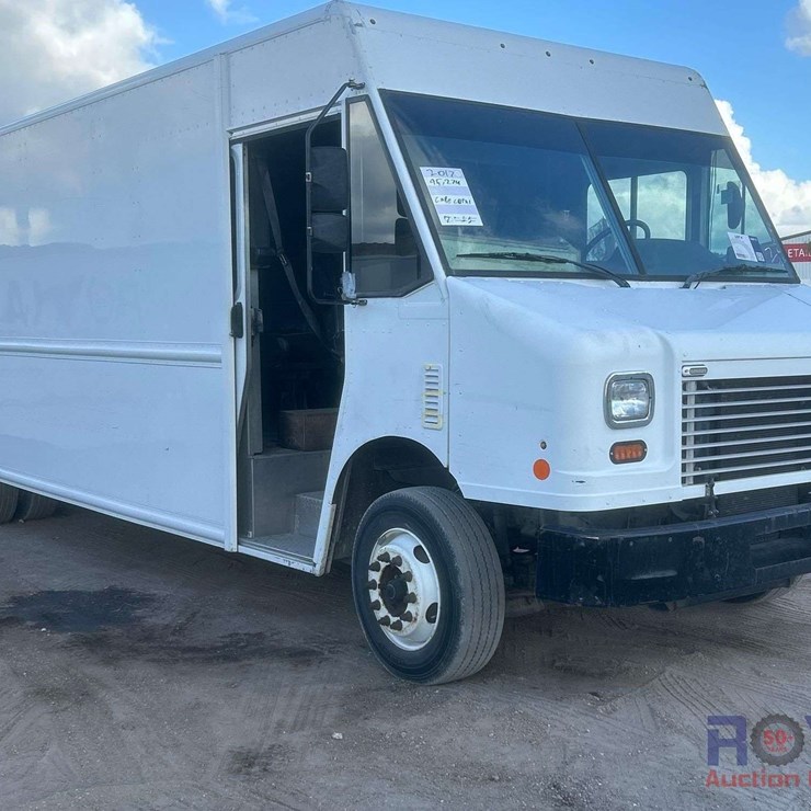 2017 FREIGHTLINER MT55
