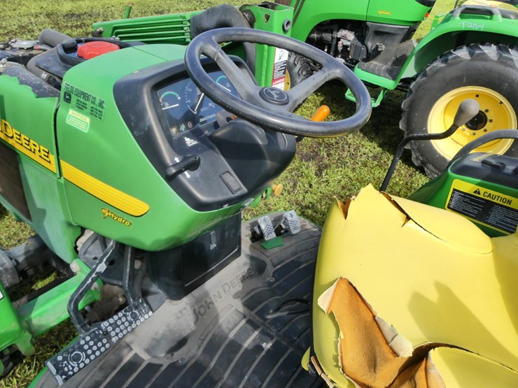 john-deere-4210-image-12