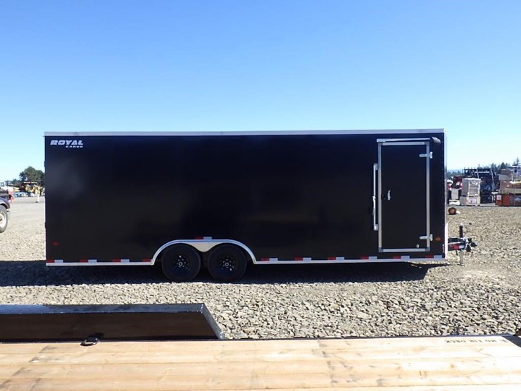 2026-royal-larct52-826v-86-t/a-enclosed-trailer-image-4