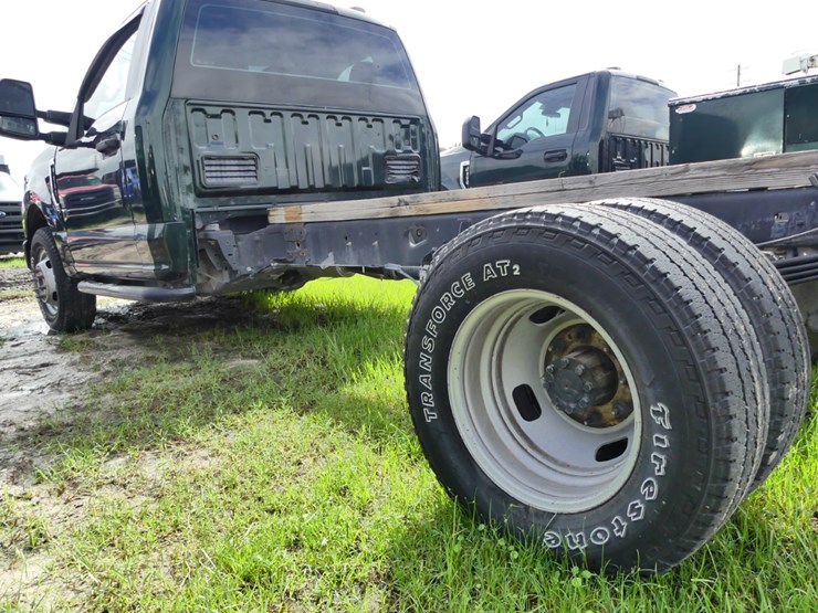 2020-ford-f350-xl-image-7
