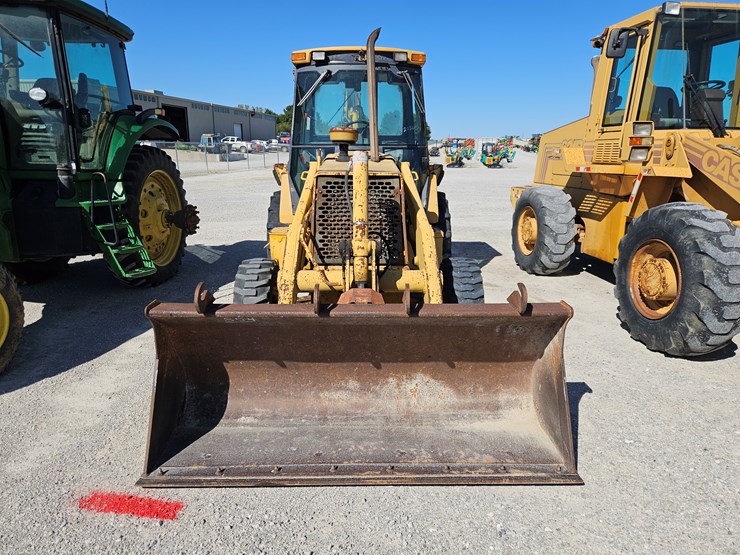 1993-john-deere-310d-image-2