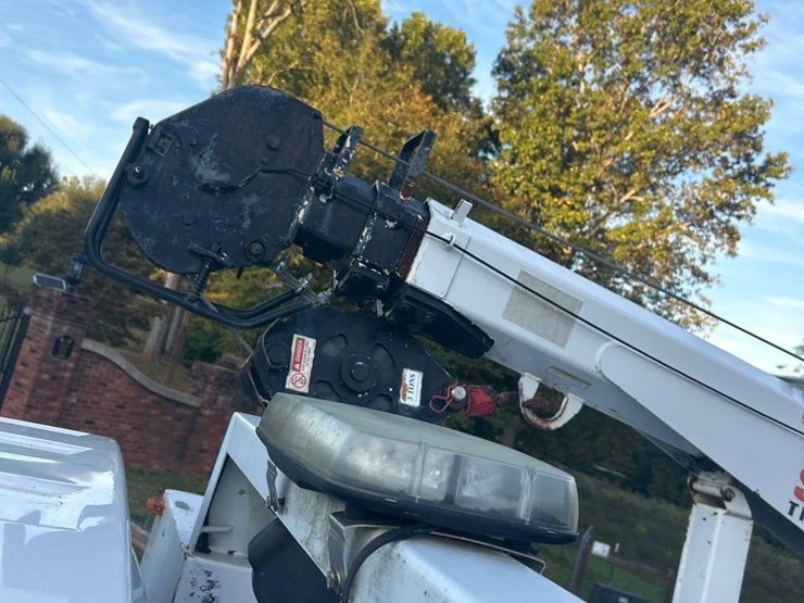 2009-gmc-topkick-c5500-image-60