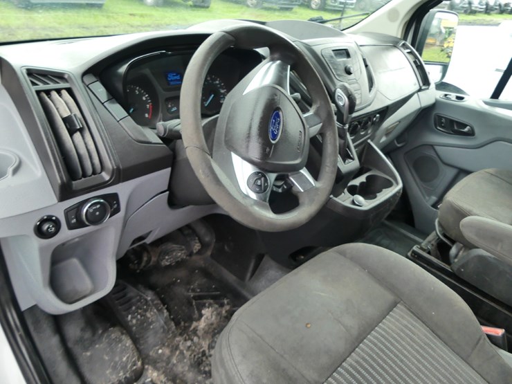 2017-ford-transit-image-11
