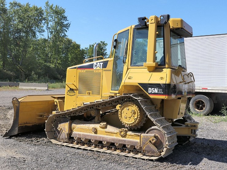 2004-caterpillar-d5n-image-3