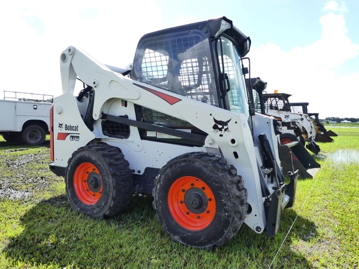 2021-bobcat-s740-image-2