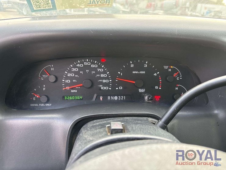2003-ford-f550-image-9