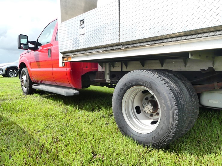 2014-ford-f350-xl-image-9