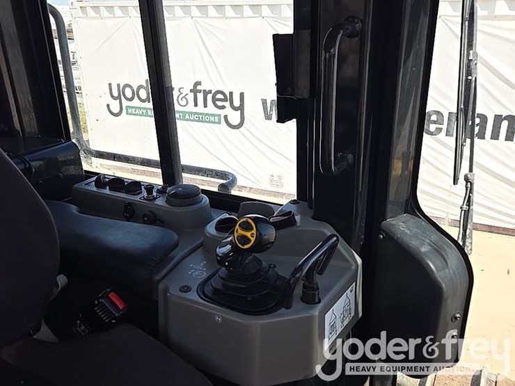2022-komatsu-d71pxi-24-image-58