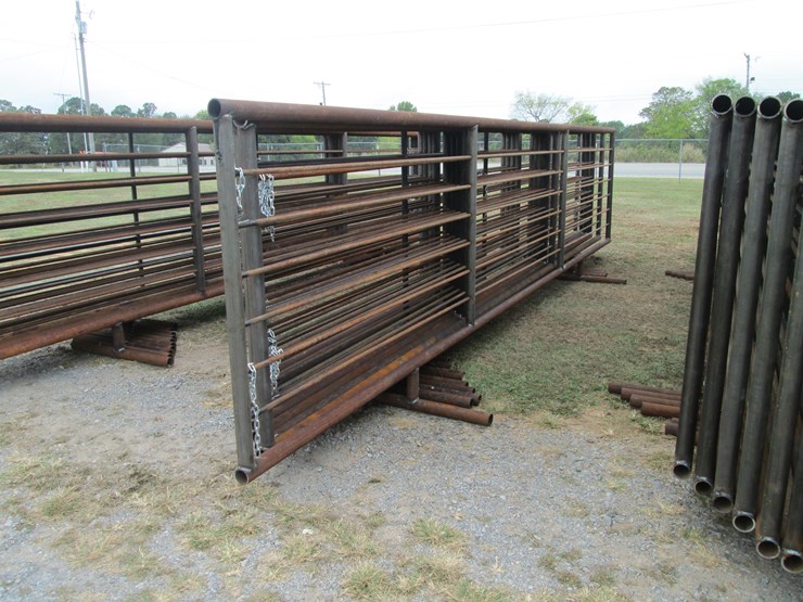 #71-•-(9)-freestanding-panels-&-(1)-gate-inv-#-29825-image-3