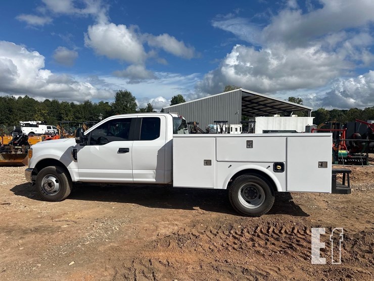 2017-ford-f350-xl-image-8