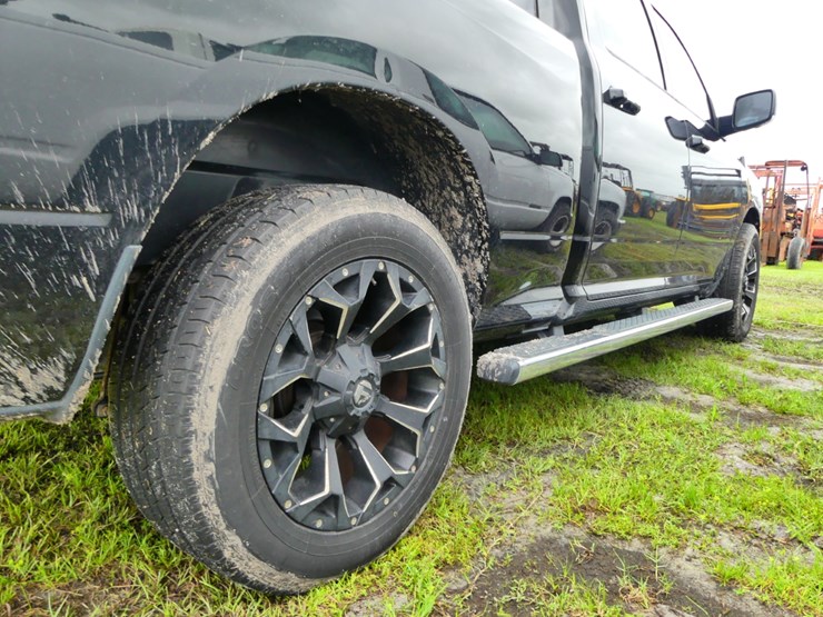 2015-dodge-ram-1500-image-6