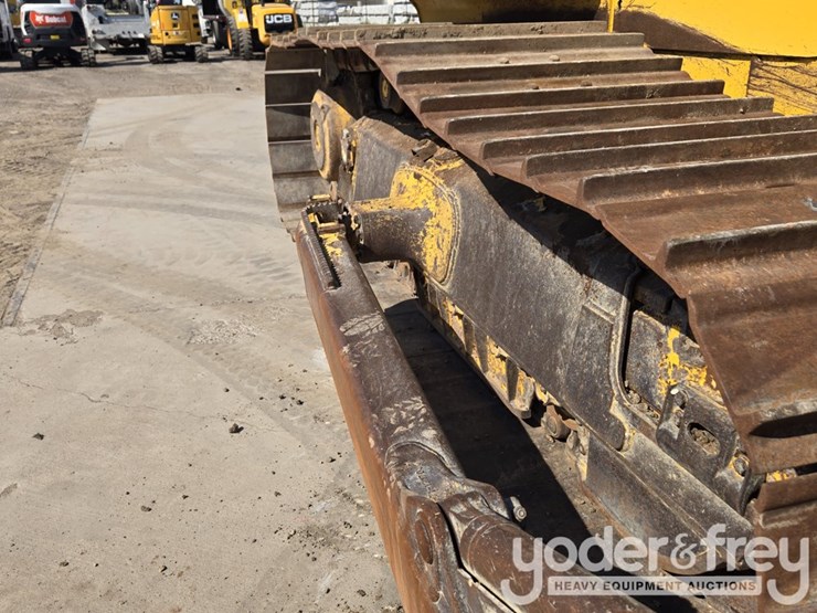 2022-komatsu-d65px-18-image-21