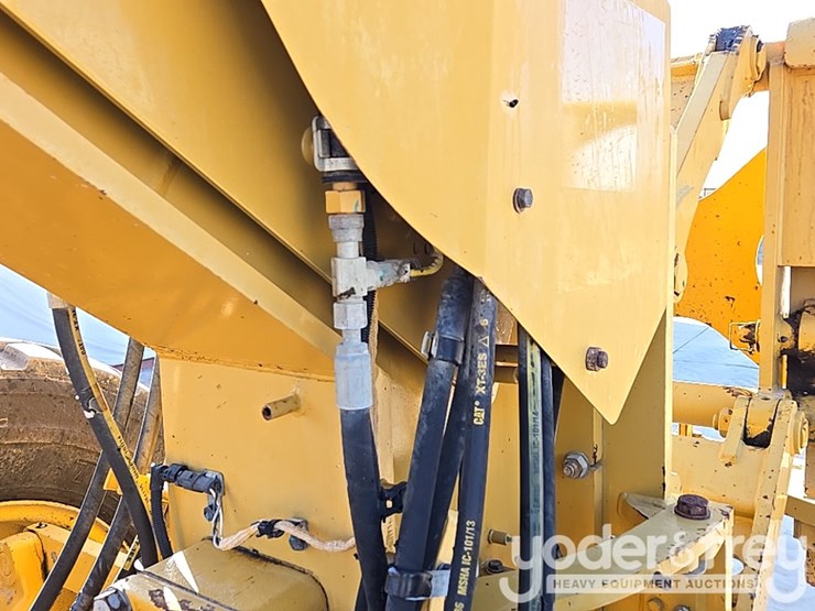 2016-caterpillar-140m3-image-23