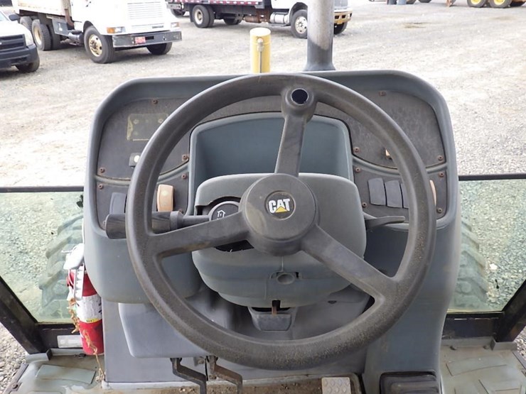 caterpillar-420d-image-33