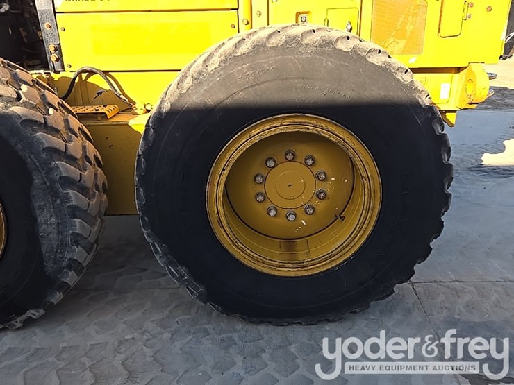 2016-caterpillar-140m3-image-47