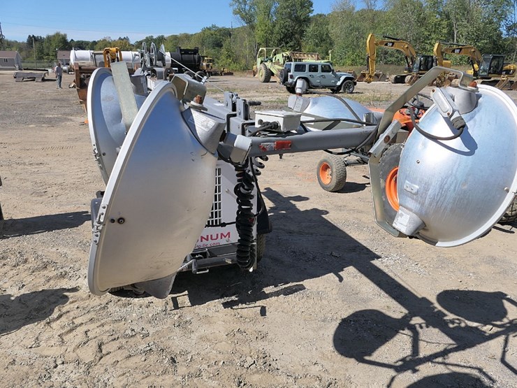 magnum-3060-light-plant,-sn:1304650,-diesel,-4-light,-6kw/-240v-image-3