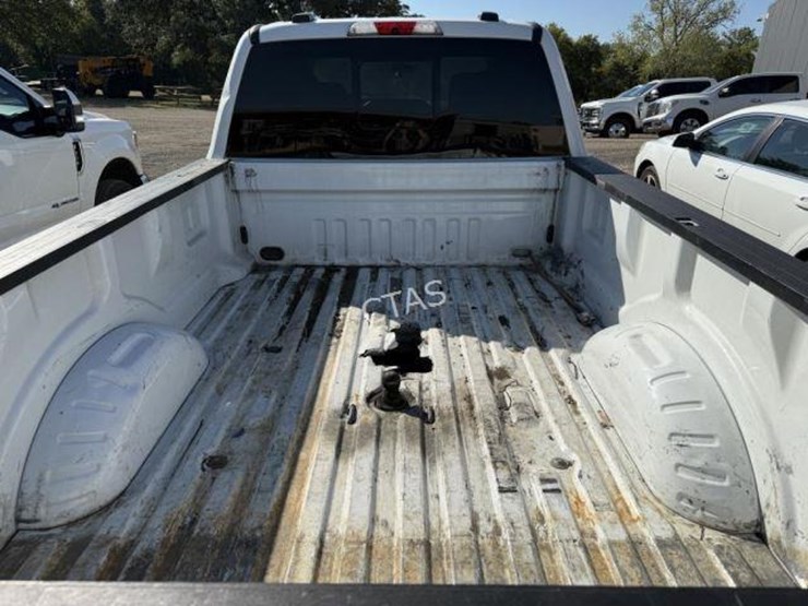 2023-ford-f350-image-14