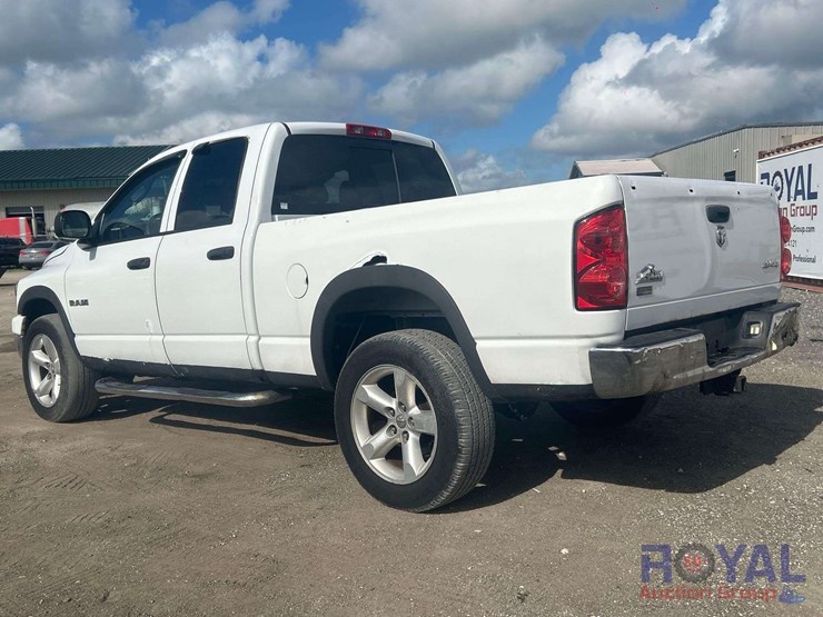 2008-dodge-ram-1500-image-4
