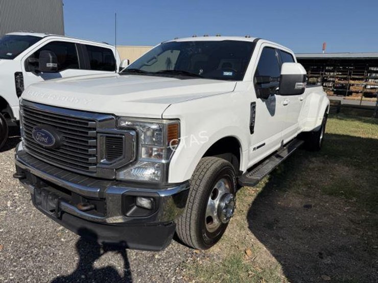2021-ford-f350-image-1