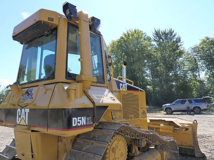2004-caterpillar-d5n-image-19