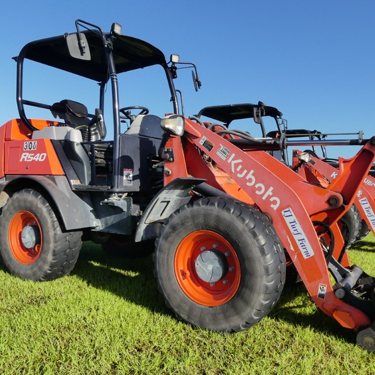 2021 KUBOTA R540