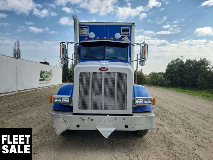 2008-peterbilt-365-image-18