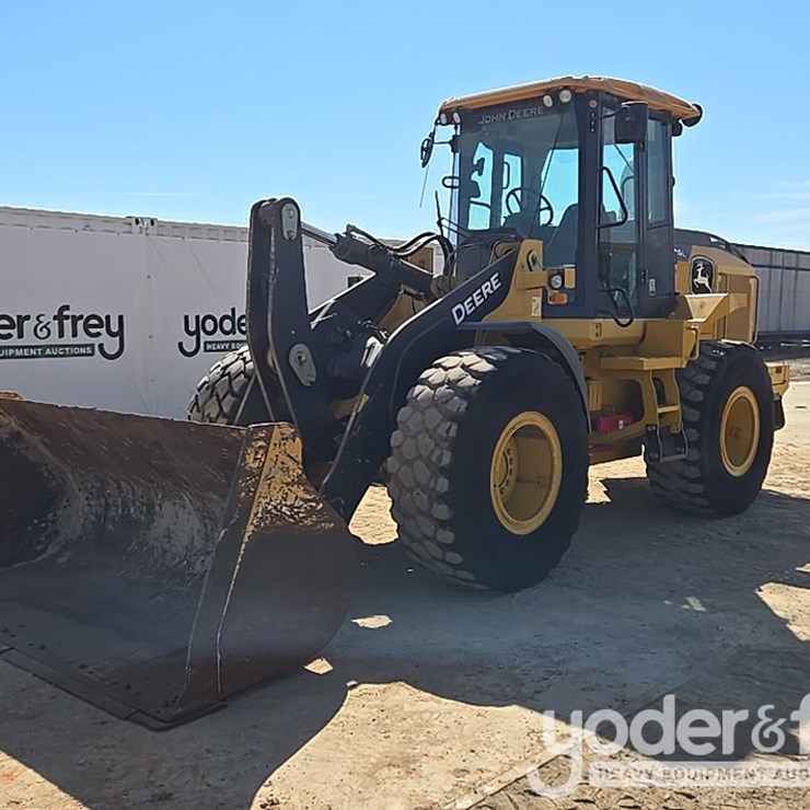 2019 DEERE 524L