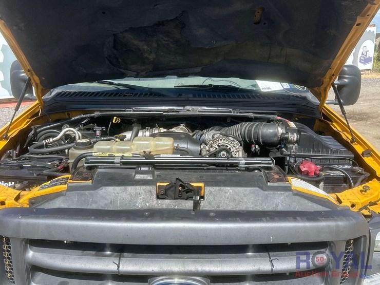 2002-ford-f450-image-29