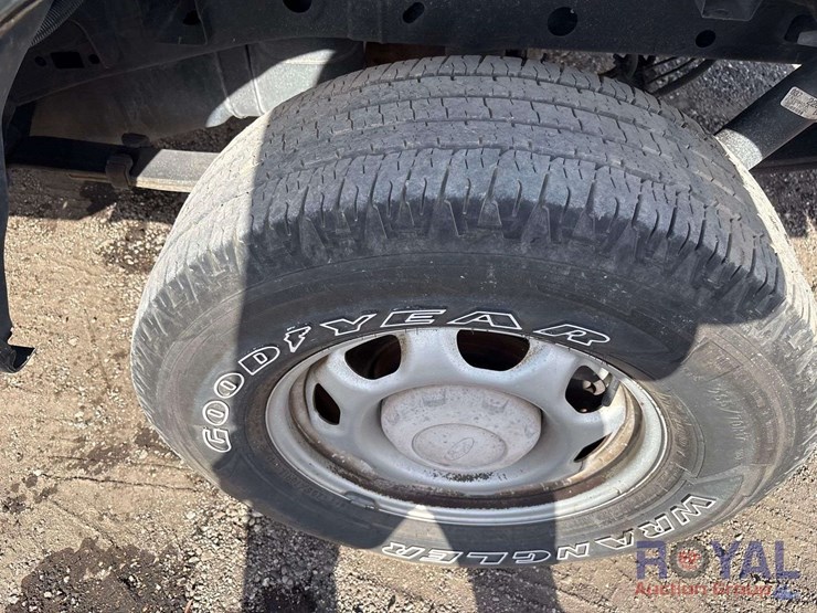 2015-ford-f150-image-23