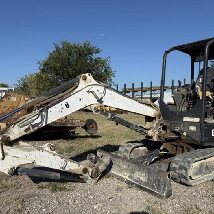 2013 BOBCAT E32