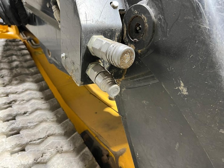 jcb-3ts-8t-image-12