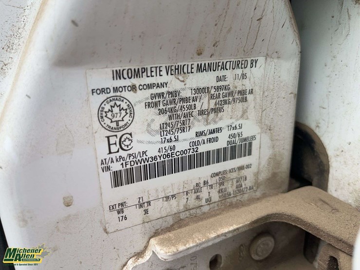 2006-ford-f350-image-19