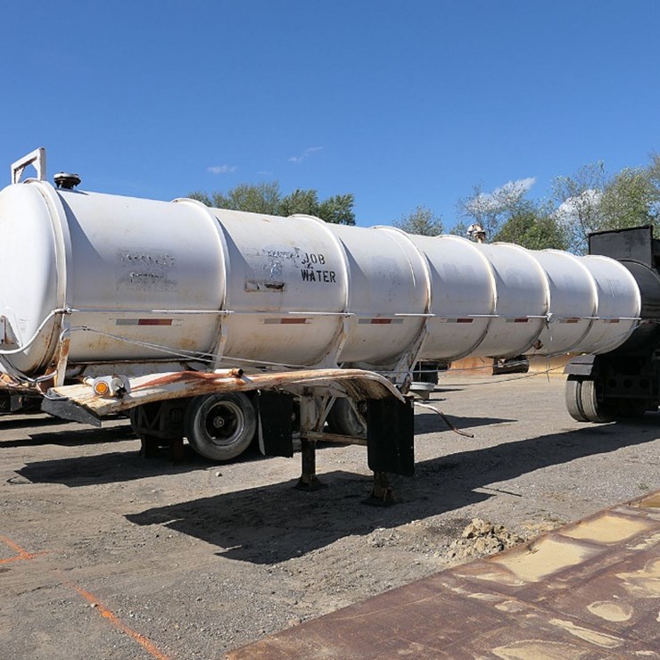 1978 Fruehauf 5000g Water Tanker Trailer, SN:OMZ796805