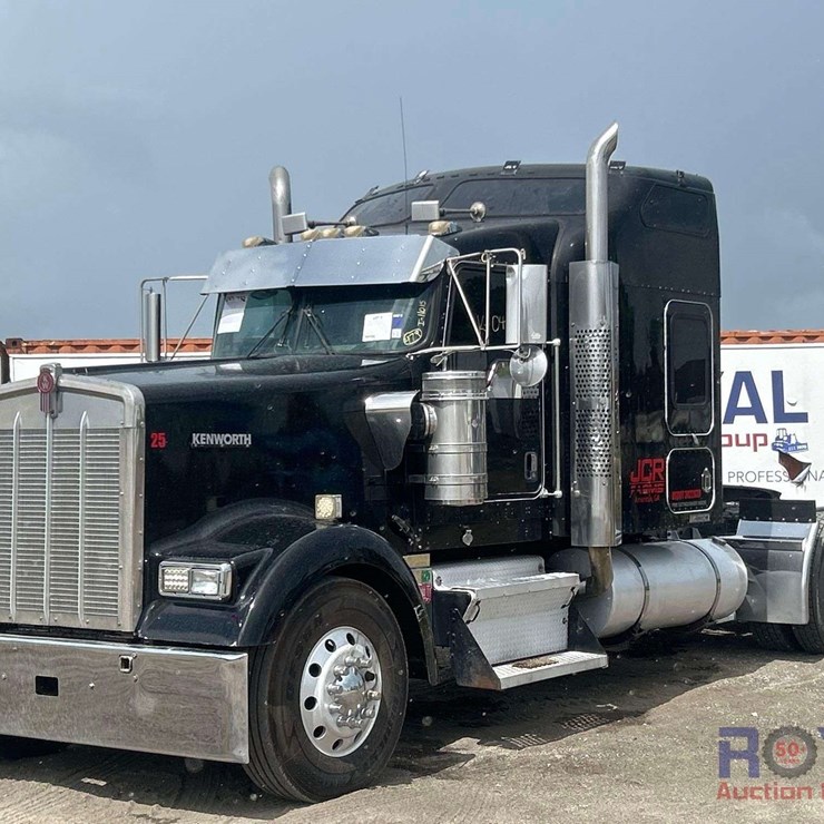 2005 KENWORTH W900