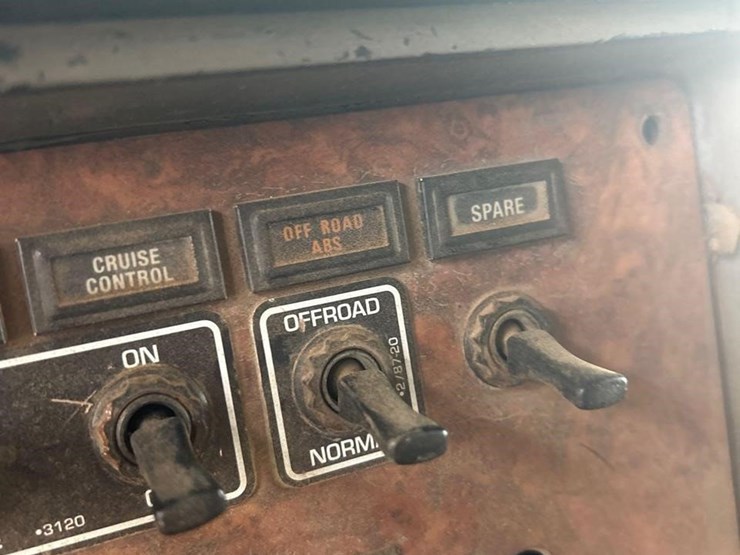 kenworth-t800-image-57
