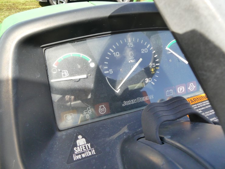 john-deere-4210-image-13