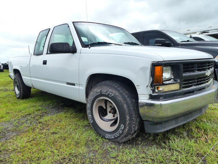 1998-chevrolet-1500-image-2