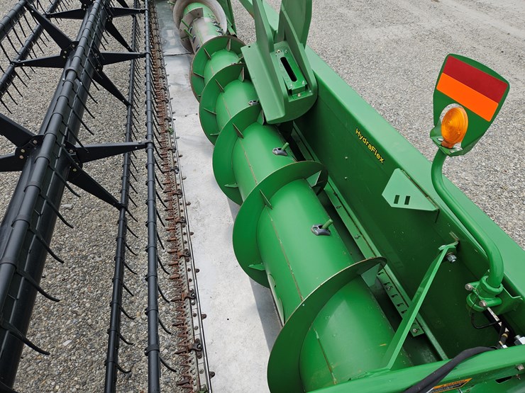 2012-john-deere-625f-image-10