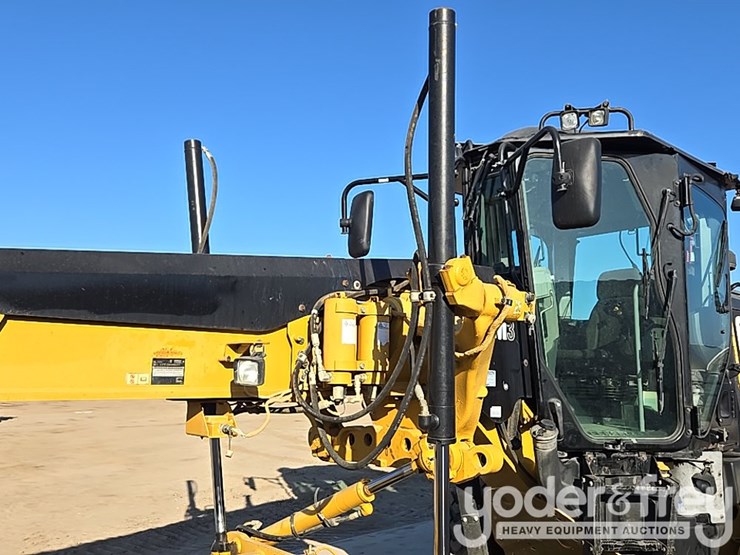 2016-caterpillar-140m3-image-27