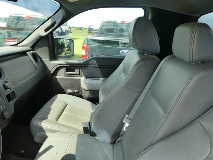 2012-ford-f150-xl-image-10