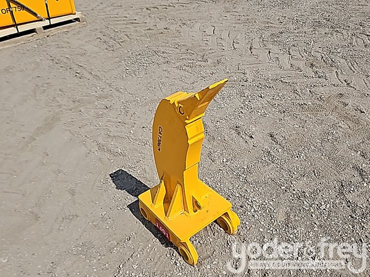 2025-caterpillar-305-image-7