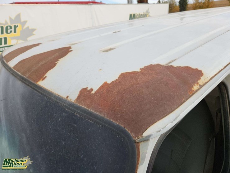 2006-ford-cargo-image-39