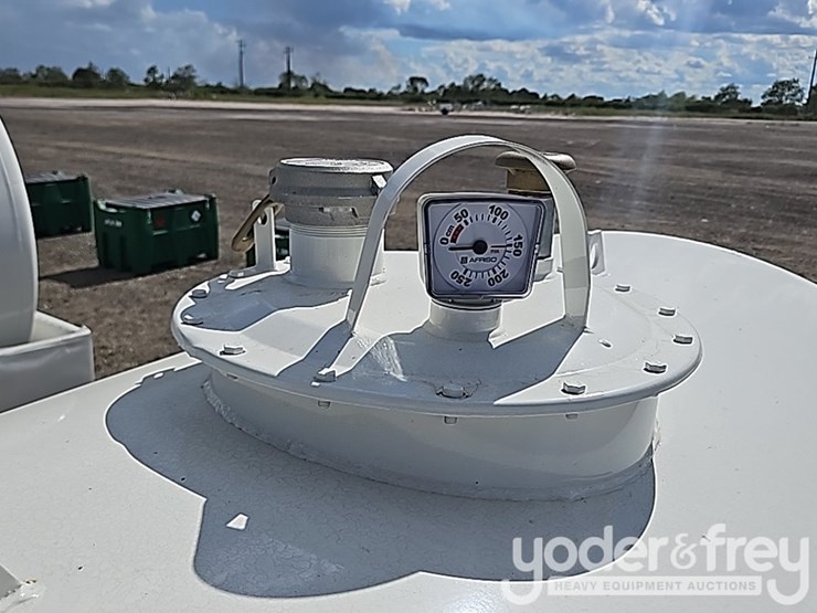 unused-am---tank-1000-image-12