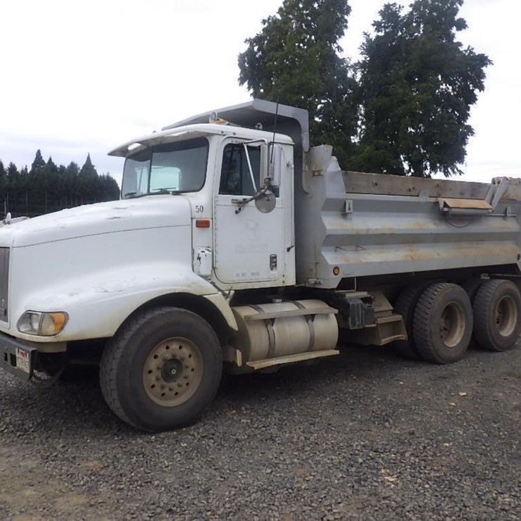 1999 INTERNATIONAL 9200