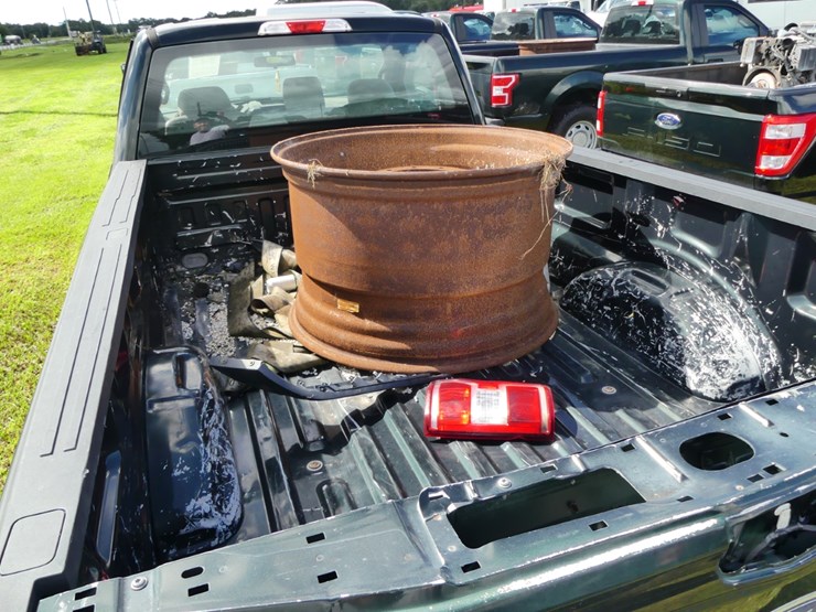 2019-ford-f150-xl-image-5
