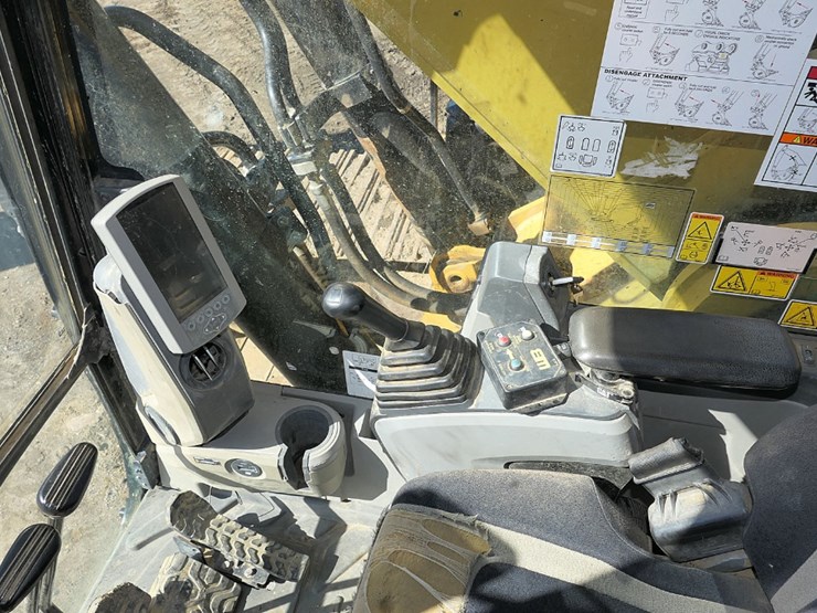 2013-caterpillar-336e-image-40
