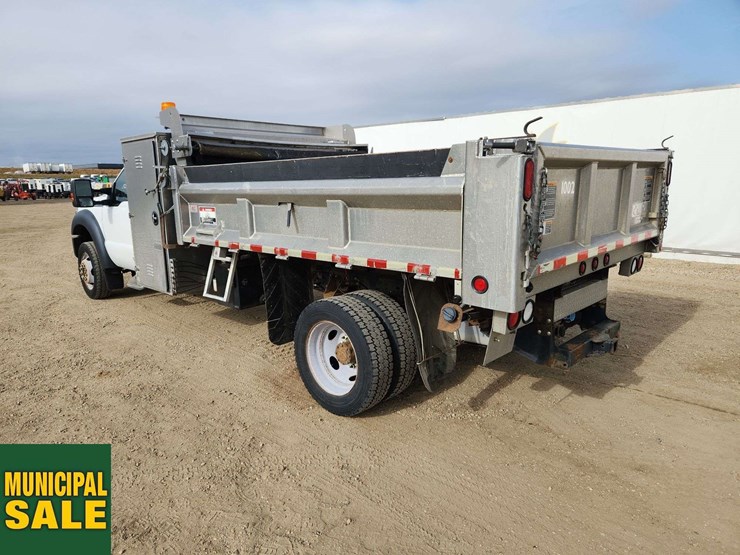 2012-ford-f550-image-3