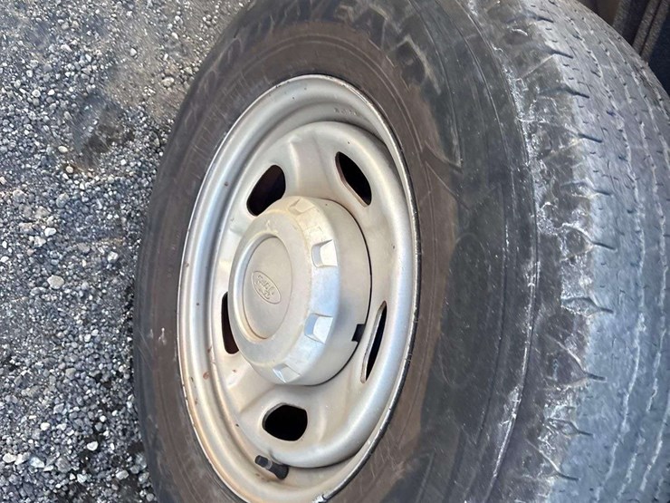 2015-ford-f250-image-25