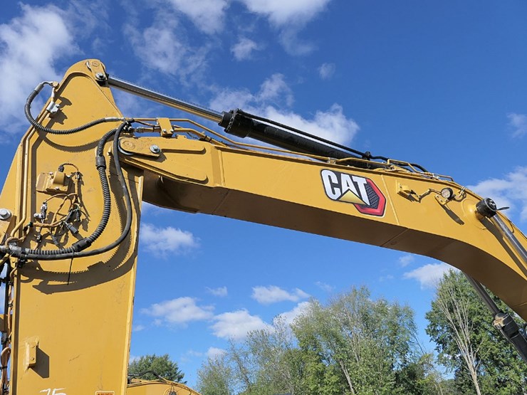 caterpillar-317-image-12