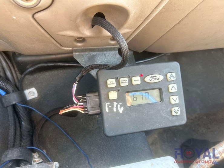 2002-ford-f450-image-40